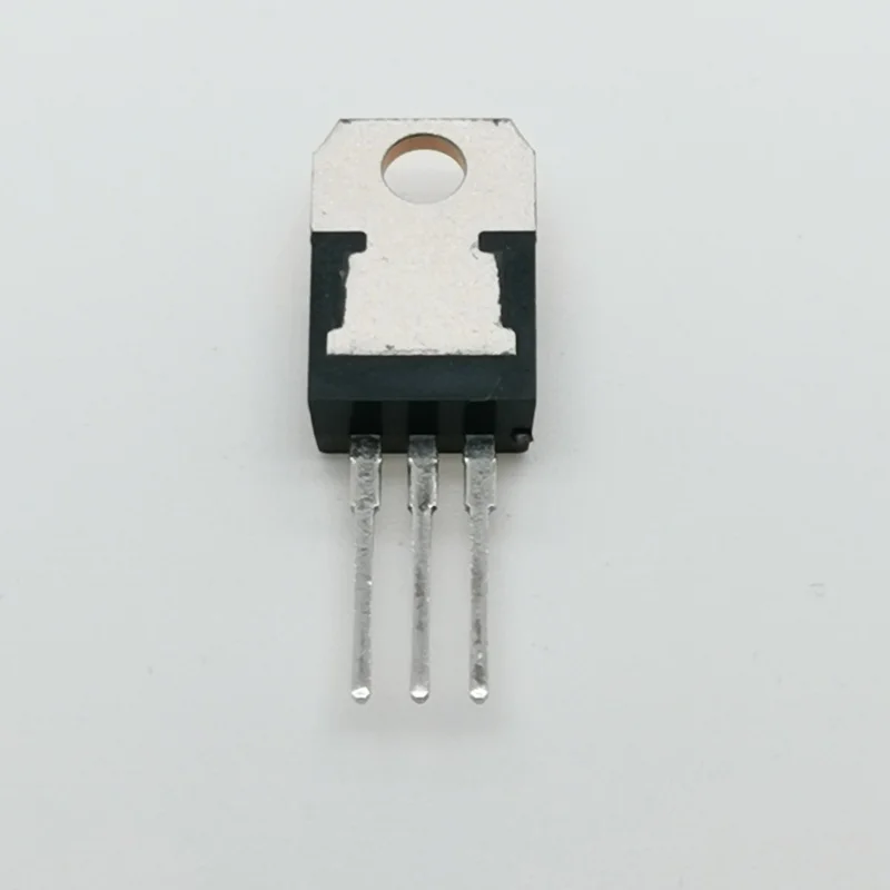 3 قطعة LM317T TO-220