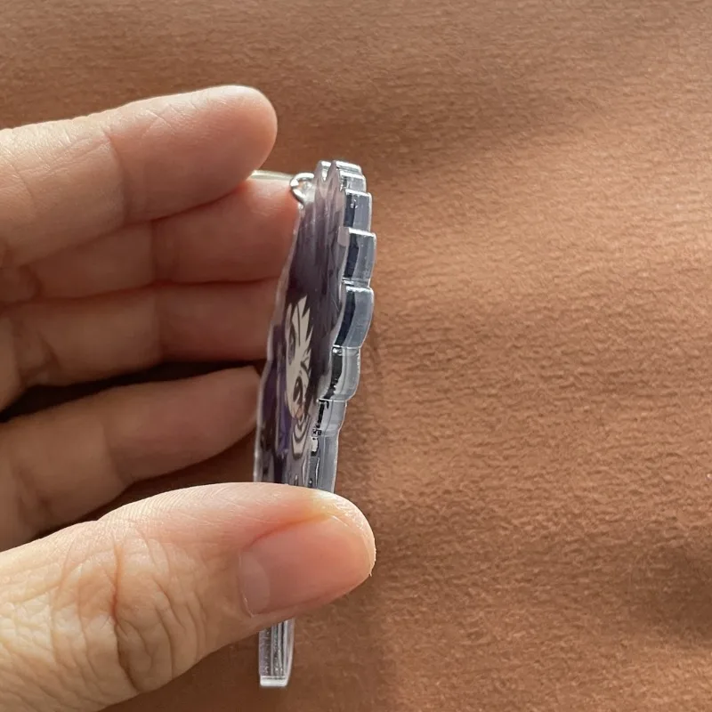 Portachiavi in acrilico del fumetto di Naruto Uchiha Obito Anime Action Figures Portachiavi Decorazione Modello Regali di Natale per i fan dell'anime di Naruto