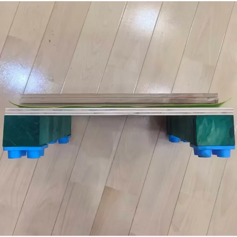 Custom Item, Contact Us Factory Direct Durable Waterproof Interlocking Birch Maple Wooden Plywood Sport Flooring for Indoor