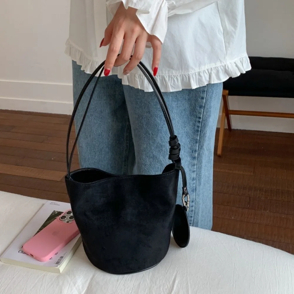 

Модная сумка через плечо из искусственной замши, большая вместительная однотонная сумка-тоут, сумка-ведро с застежкой