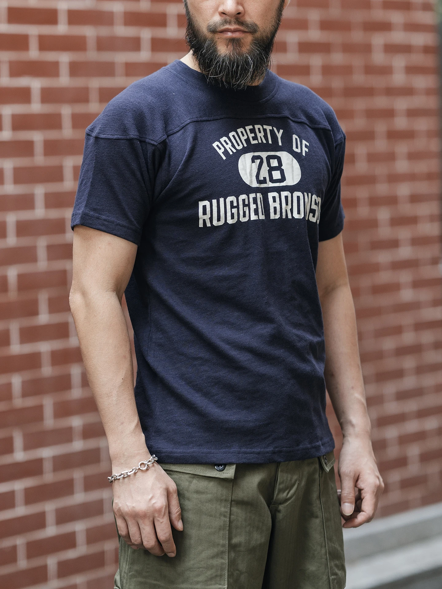 

Rugged Bronson American Style Rugby T-Shirt Bamboo Cotton Short Sleeve Sweat Wicking Standard Fit round Neck Football Tee