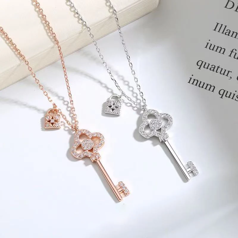 New 925 Sterling Silver Key Style Necklace Simple Charm Pendant Choker Birthday Gift Essence for Women Fine Jewelry