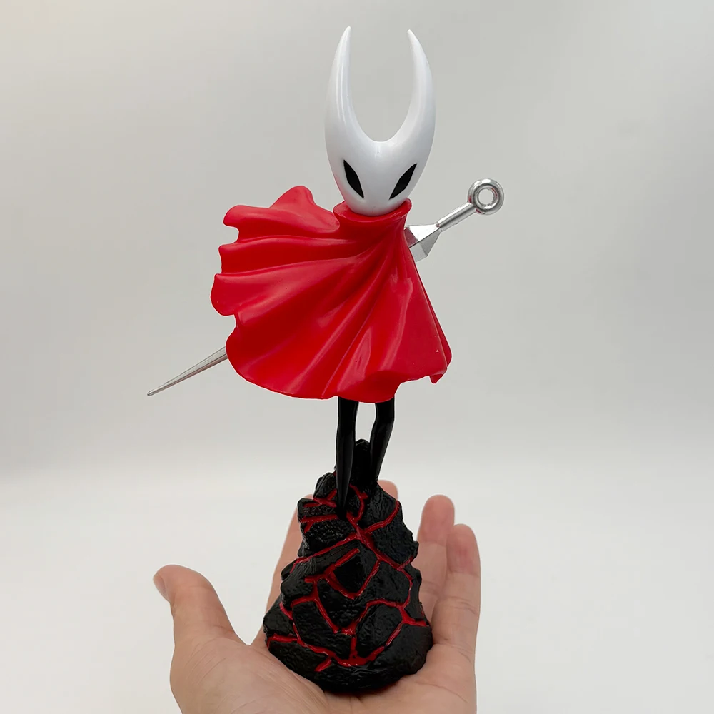 HOLLOW KNIGHT Three Swordsmen Game Garage Kit Battle Car Cake