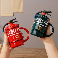 Caneca de café estilo extintor de incêndio, 16oz, com tampa e colher, caneca de cerâmica divertida, estilo criativo, xícara de café peculiar, presente, 1 peça