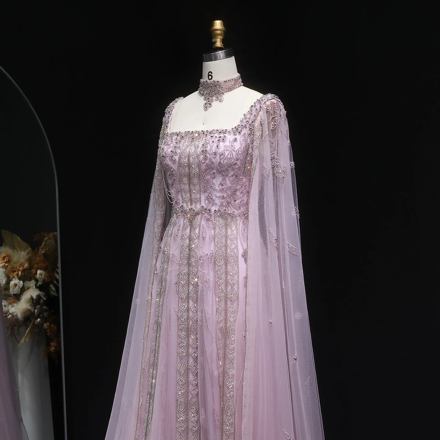 Sharon Said Elegantes Dubai Nude Arabisches Abendkleid mit Cape-Ärmeln Choker Weinrot Hochzeitsfeierkleider SS543 Maßanfertigung – Detail 23
