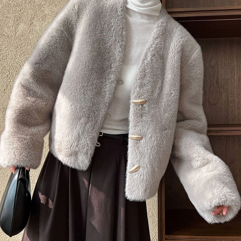 2025 Winter Warm Women Coat Furry Faux Fur Single Button Coat Loose Style V-Neck Jacket Women Tops Coat Casaco Feminino