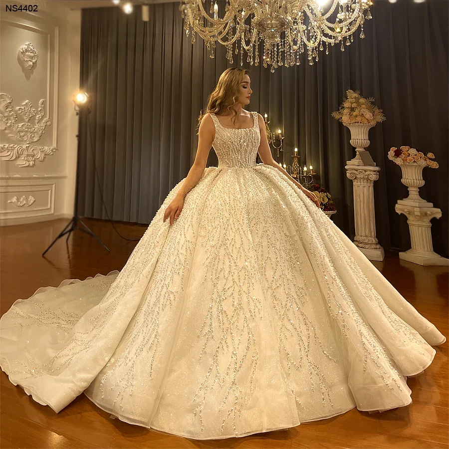 Luxury Exquisite Diamonds Crystal Dubai Wedding Dress Ball Gown Sweetheart Sleeveless Beading Saudi Arabic Bridal Gown Vestidos