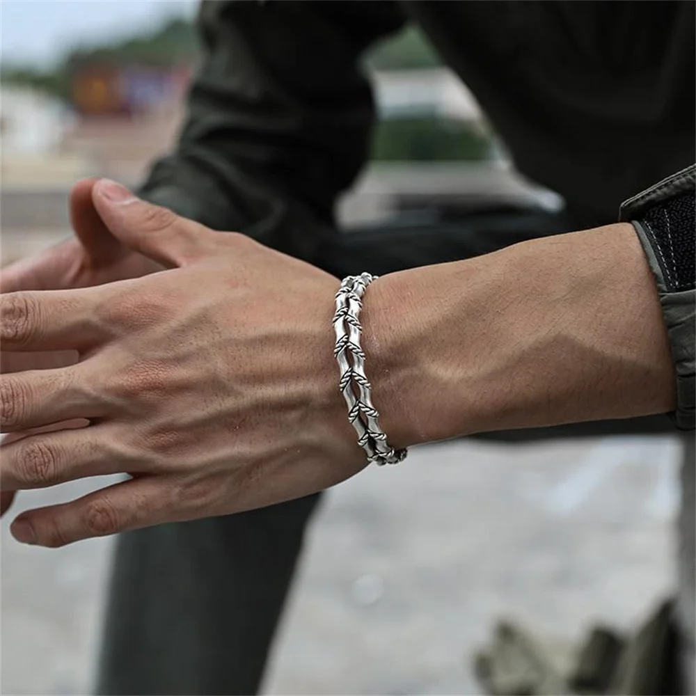 

Resizable Bilayer Metal Bracelet Charm Trendy Silvery Open Bracelet For Women&Men Retro Style Metal Carving Jewelry 2024