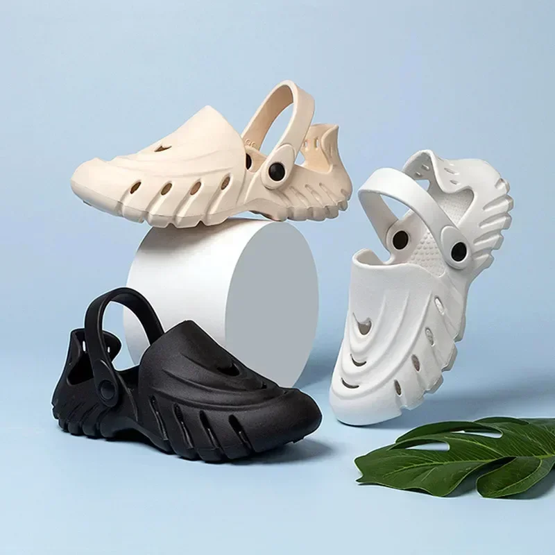 

Fashion Openwork Hole Slippers Women 2025 Summer Comfort Hole Sandals for Girls Outdoor Flat Sandals Breathable Beach Flip-flops