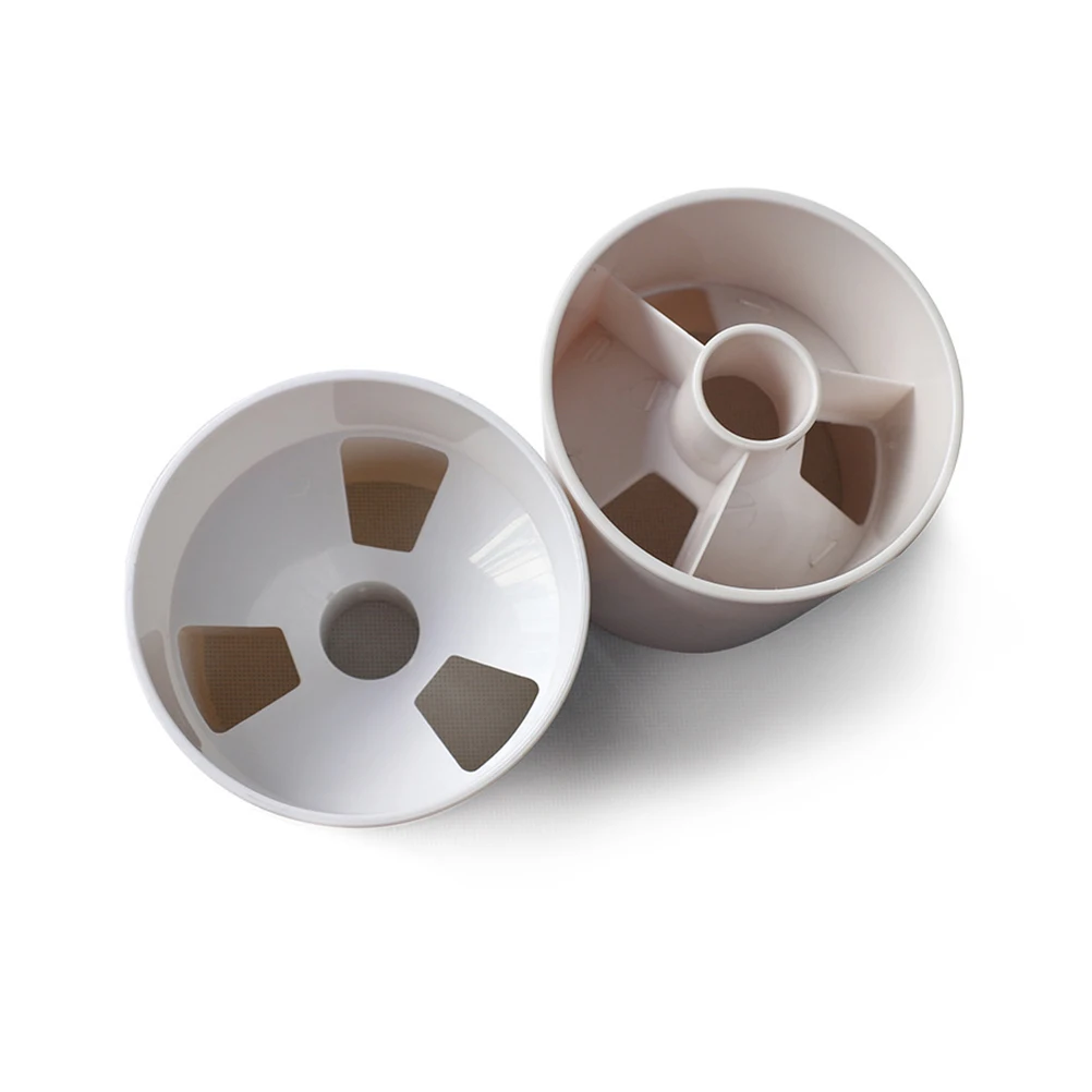 

2 pcs Golf Putting Cup Practice Plastic Hole Cups 105x105x10cm Durable Flag Support Ideal Assistant Travel Training