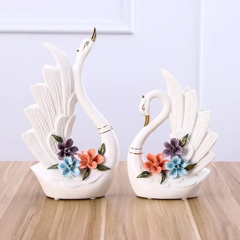 Ceramic swan ornament modern practical home decoration European living room crafts 2