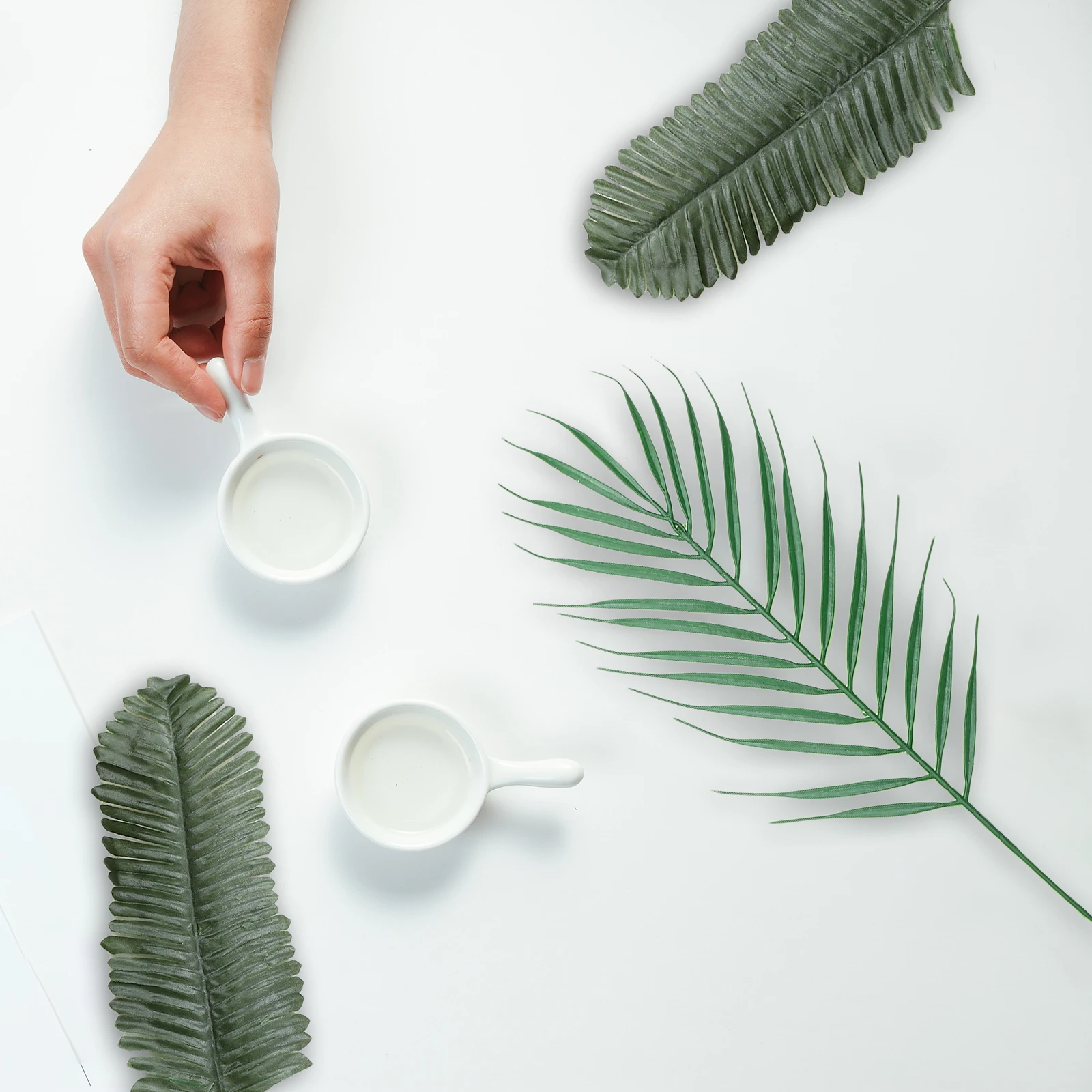 

1 Set Faux Tropical Leaves Monstera Artificial Plants For Beach Party Decorations Table Centerpiece Home Garden Office Diy Fake