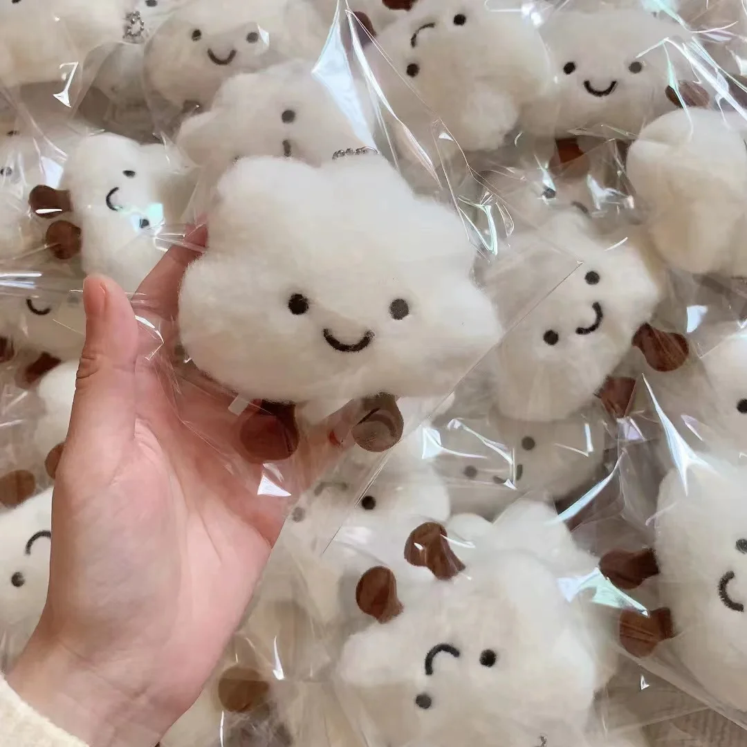 1 PC Cloud ตุ๊กตา Plush ตุ๊กตาของเล่น Kawaii พวงกุญแจเข็มกลัดผู้หญิงกระเป๋าจี้อุปกรณ์ตกแต่ง Plush Cloud