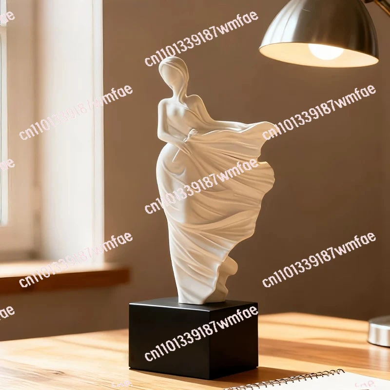 Modern minimalist art figure ornament high-end sculpture living room study entrance wine cabinet home decoration