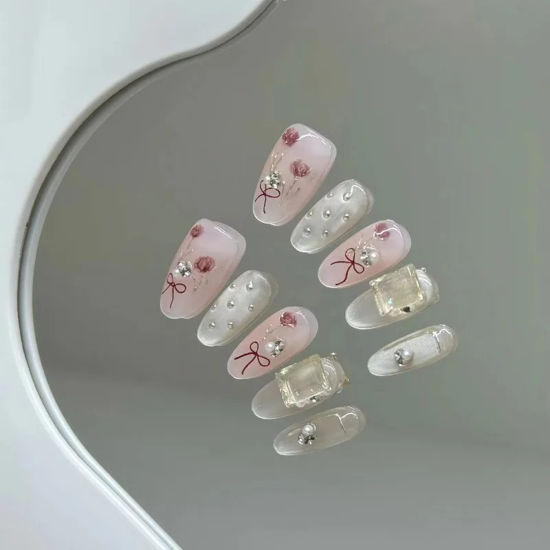 10 piezas de flores suaves perla rosa tierna prensa hecha a mano en uñas arco lindo brillo diamantes uñas postizas removibles reutilizables