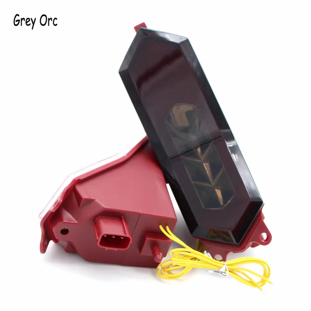 

For YAMAHA YZF R1 R1M YZF-R1 2015 - 2020 Tail Light Integrated Turn Signals Brake Lamp Motorcycle Tail Turn Flasher lamp