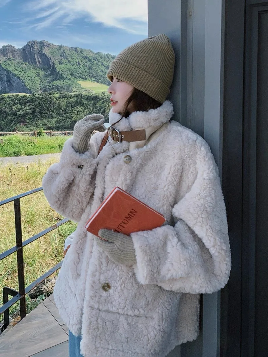 Lamb Wool Coat for Women Winter New Motorcycle Clothing Fleece Lined Padded Warm Keeping Fur Integrated Furry Top