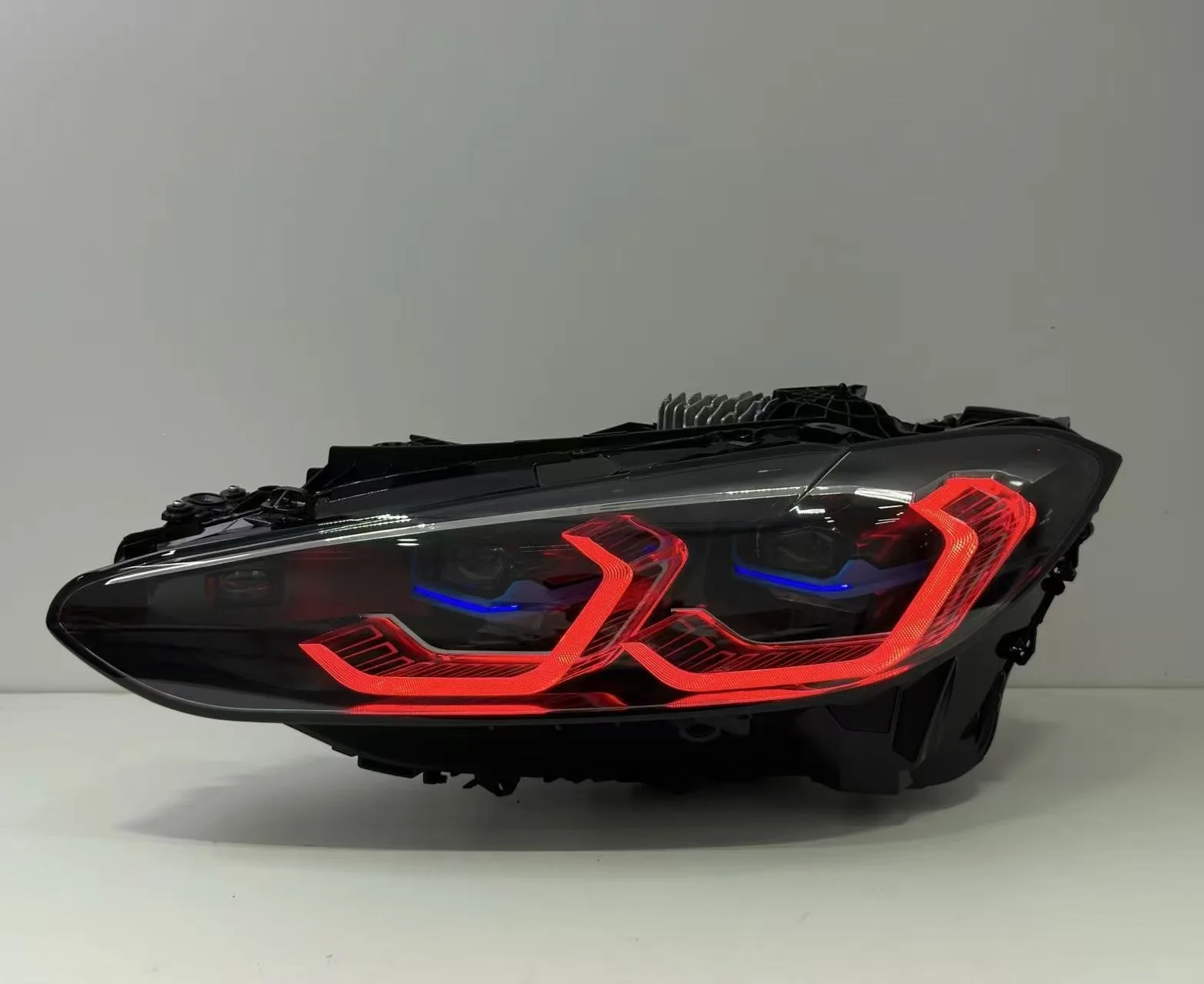 Applicable to BMW 4 Series from 2021 to 2023 models (G22, G23, G26), M4, RGB color-changing LED laser headlight assembly