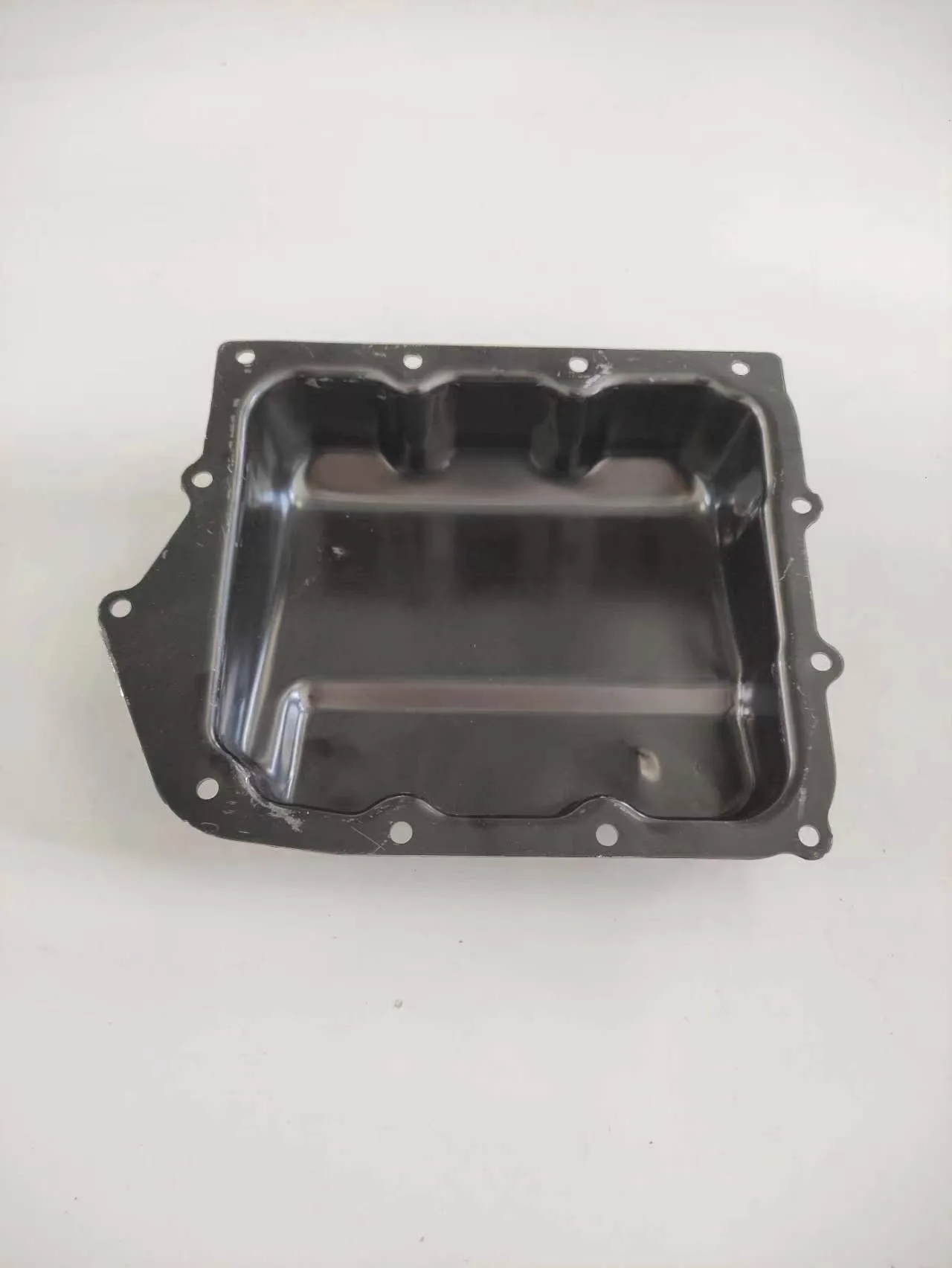 

1pc 05078556AA 5078556AA 2007-2021 Oil pan (transmission) for Chrysler Dajie Long Dodge Kuwei