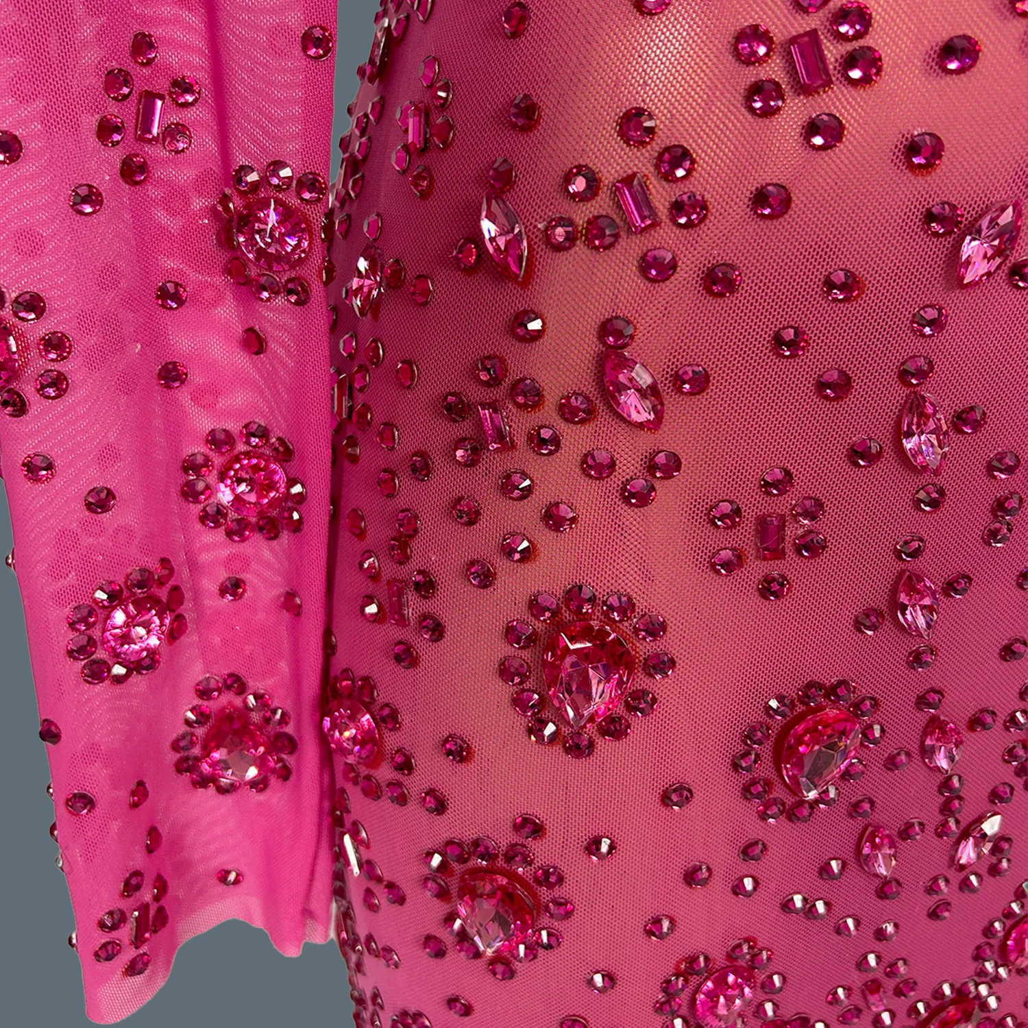 Abito da festa per cena Haute Couture Abito da sera elegante da donna di lusso Curva sexy Tulle Mesh Club Prom Partecipa all'evento Yuanquanxiong