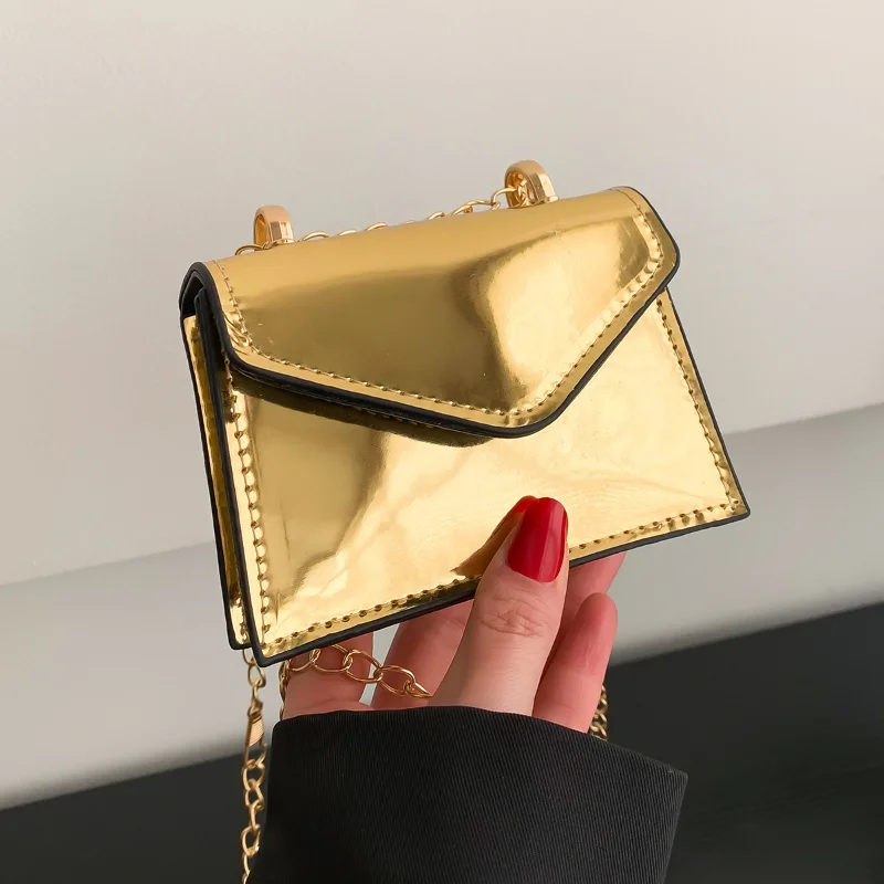 New Dazzling Laser Mini Cute Chain Lipstick Bag Makeup piccola borsa quadrata Fashion Personality Shoulder Crossbody Bag Coin Pouch