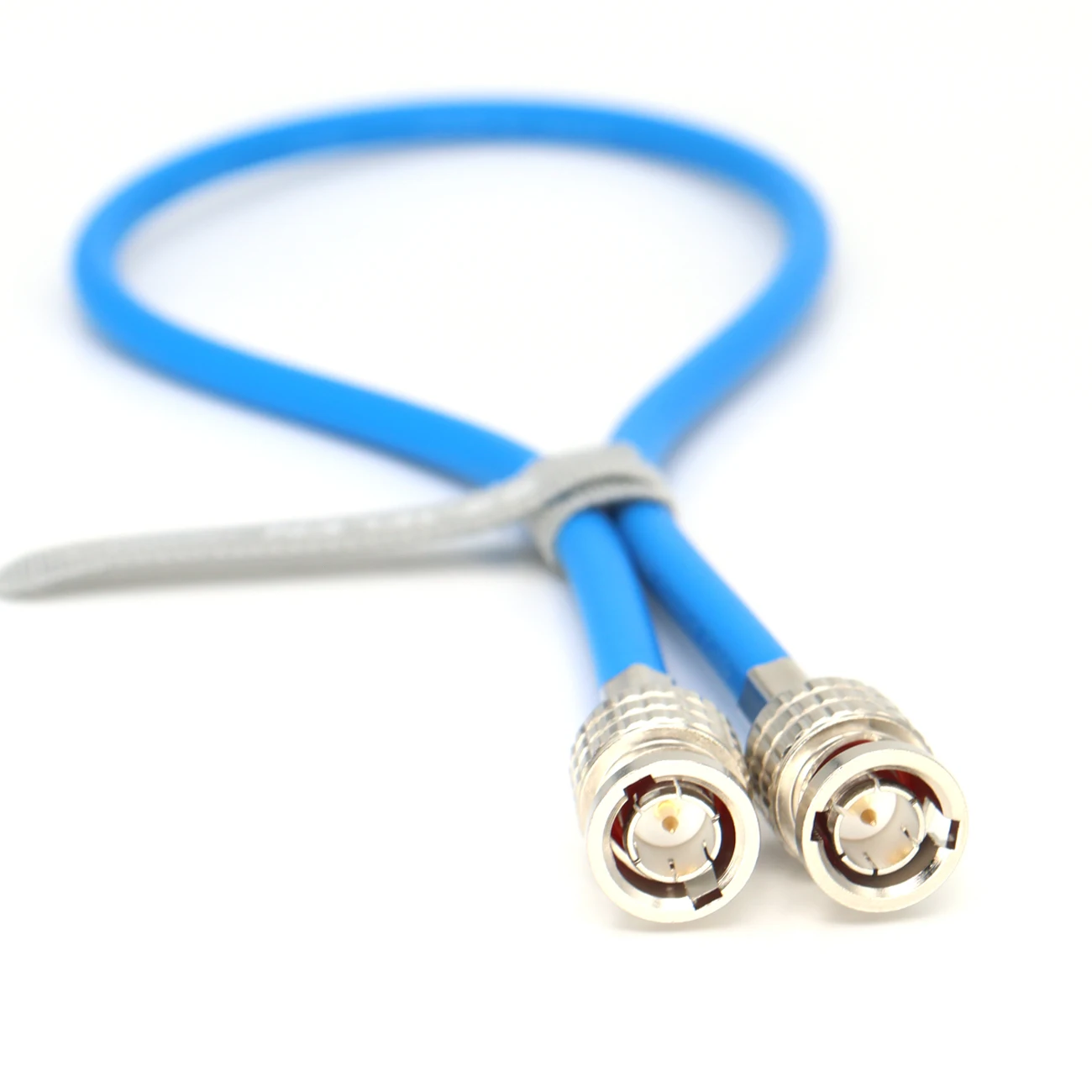 Monitor 12G HD-SDI Video Cable, BNC to BNC 75 Ω CANARE LV-61S Coaxial Cable