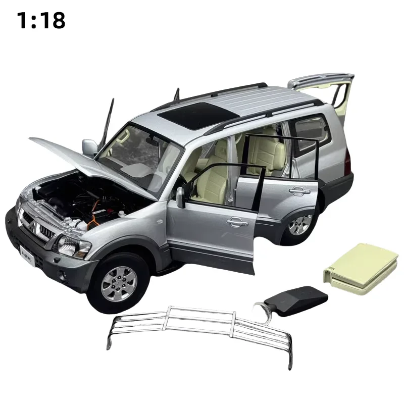 YC MODEL 1:18 PAJERO Mitsubishi PAJERO V73 alloy car model, children's collection of decorative toys, holiday gifts for children