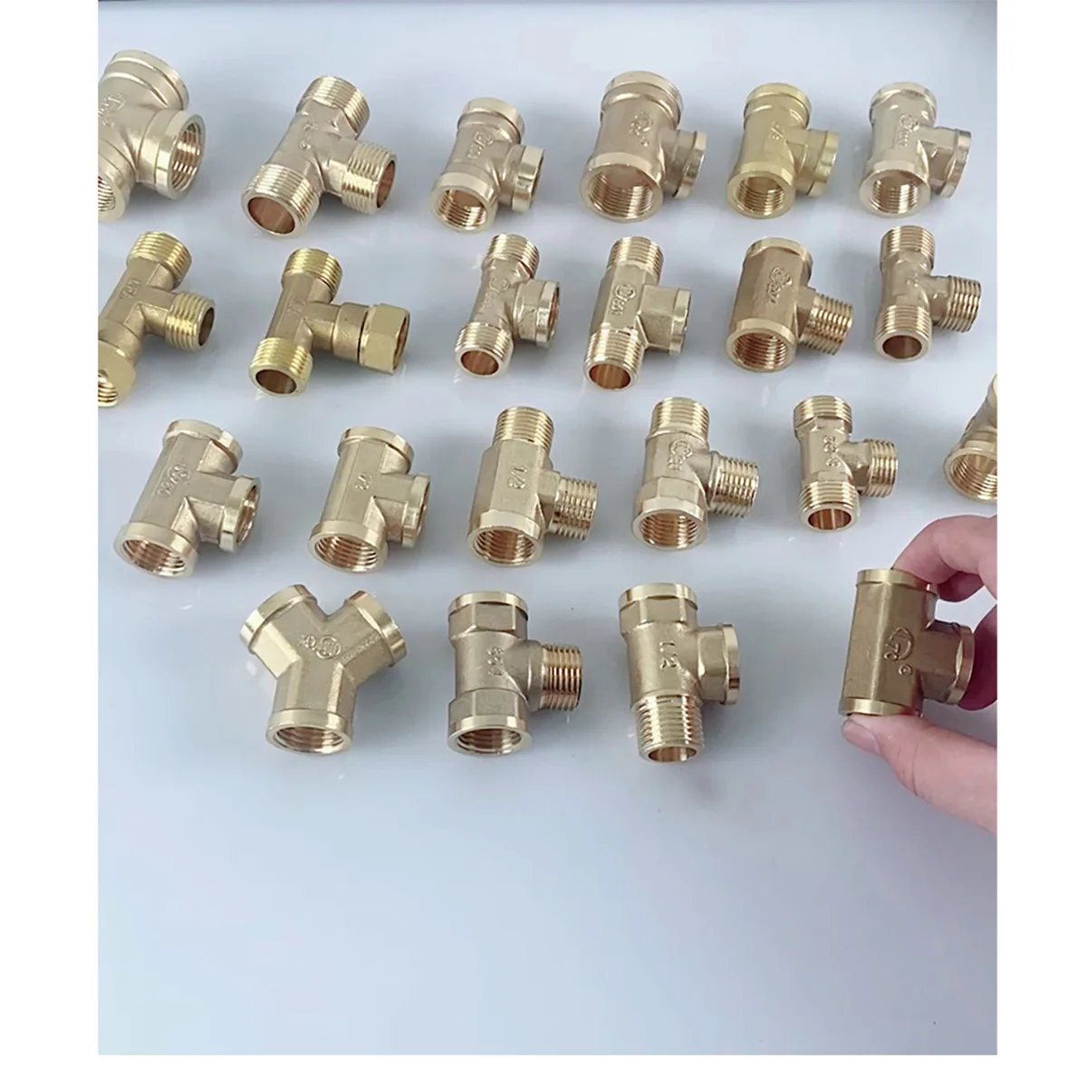 

1/2"3/4" Copper Tee Elbow Outer And Inner Wire Joint Double Inner Wire Direct Outer Tooth Four-way Gas Solar Water Pipe Fittings