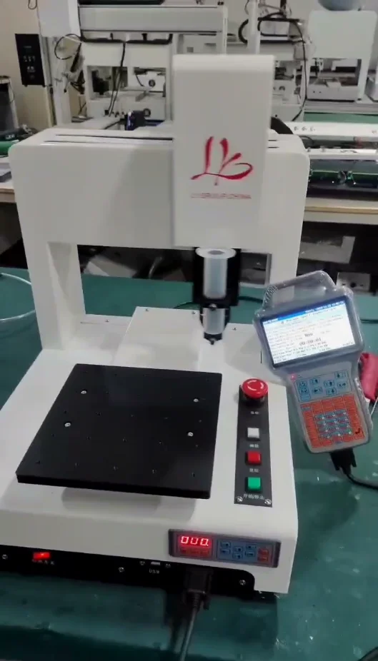 

Новый автоматический дозатор клея LY-221A, 3-осевой диспенсер, совместимый с инструментами для ремонта мобильных рамок и OCA-пленок, 110В/220В