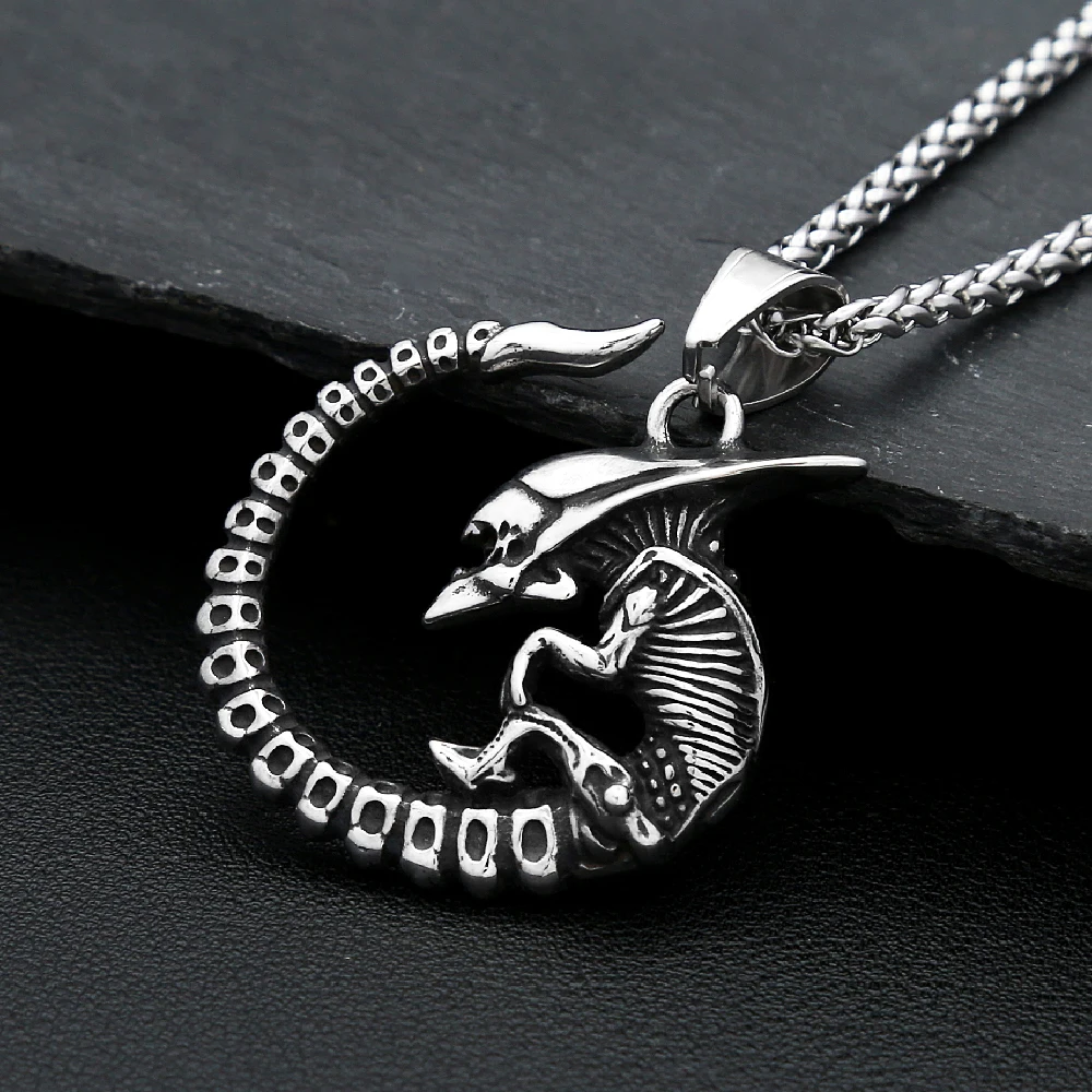 Vintage 316L Stainless Steel Alien Necklace For Men Women Punk Hip Hop Skull Movie Pendant Biker Jewelry Gifts Dropshipping