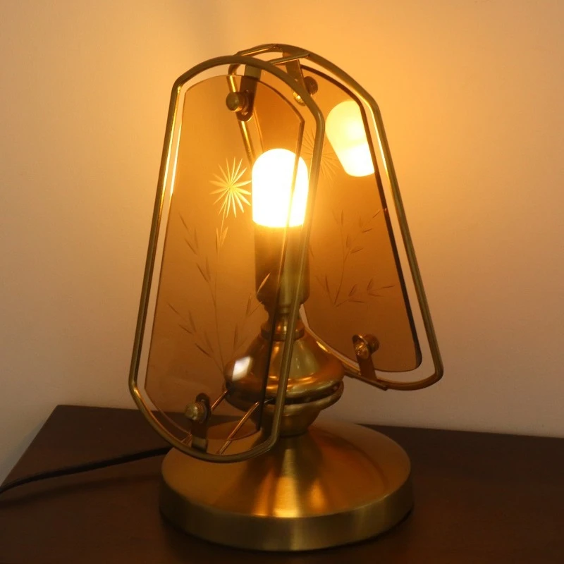 Retro French Plug in Hardware Floor Lamps Bedhead Artistic Decor Glass Carving Desk Lamp Atmosphere Ornament Gift Table Lights