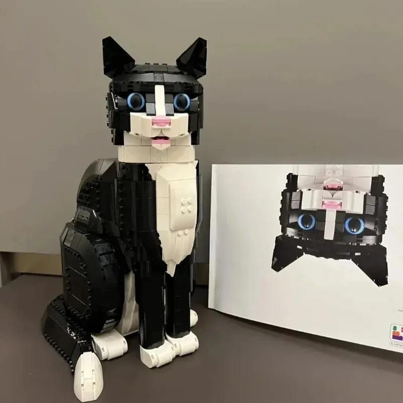 

1710-piece Tuxedo Cat Building Blocks Creative Cartoon Animal Assembly Toy DIY Educational Puzzle Toy Children's Gift