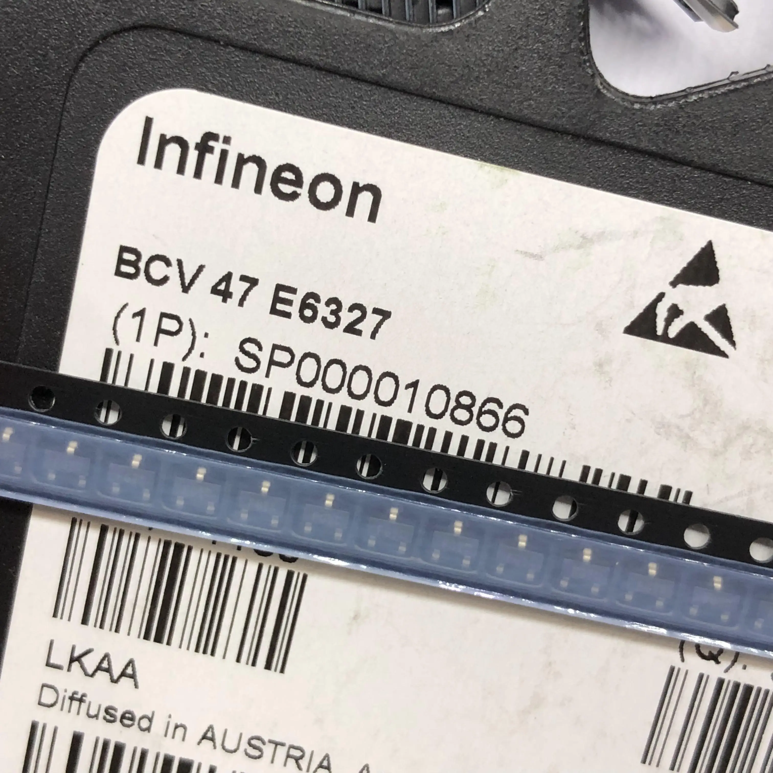 100 Buah/Lot BCV47E6327 BCV47E6327HTSA1 BCV47 PENANDAAN: FGs RANS NPN DARL 60V 0,5A PG-SOT23