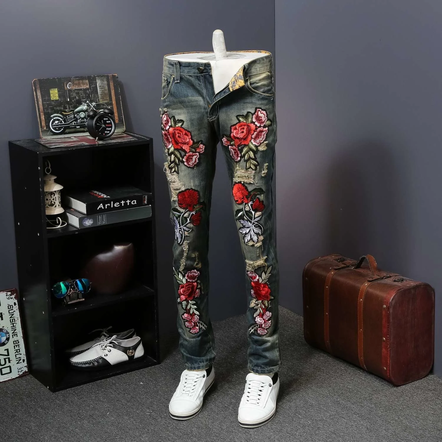 Pants Denim Hip Hop Men Trousers 2023 Fashion Flower Embroidery Men Jeans Summer New Skinny Jeans Men Casual Slim Fit Blue