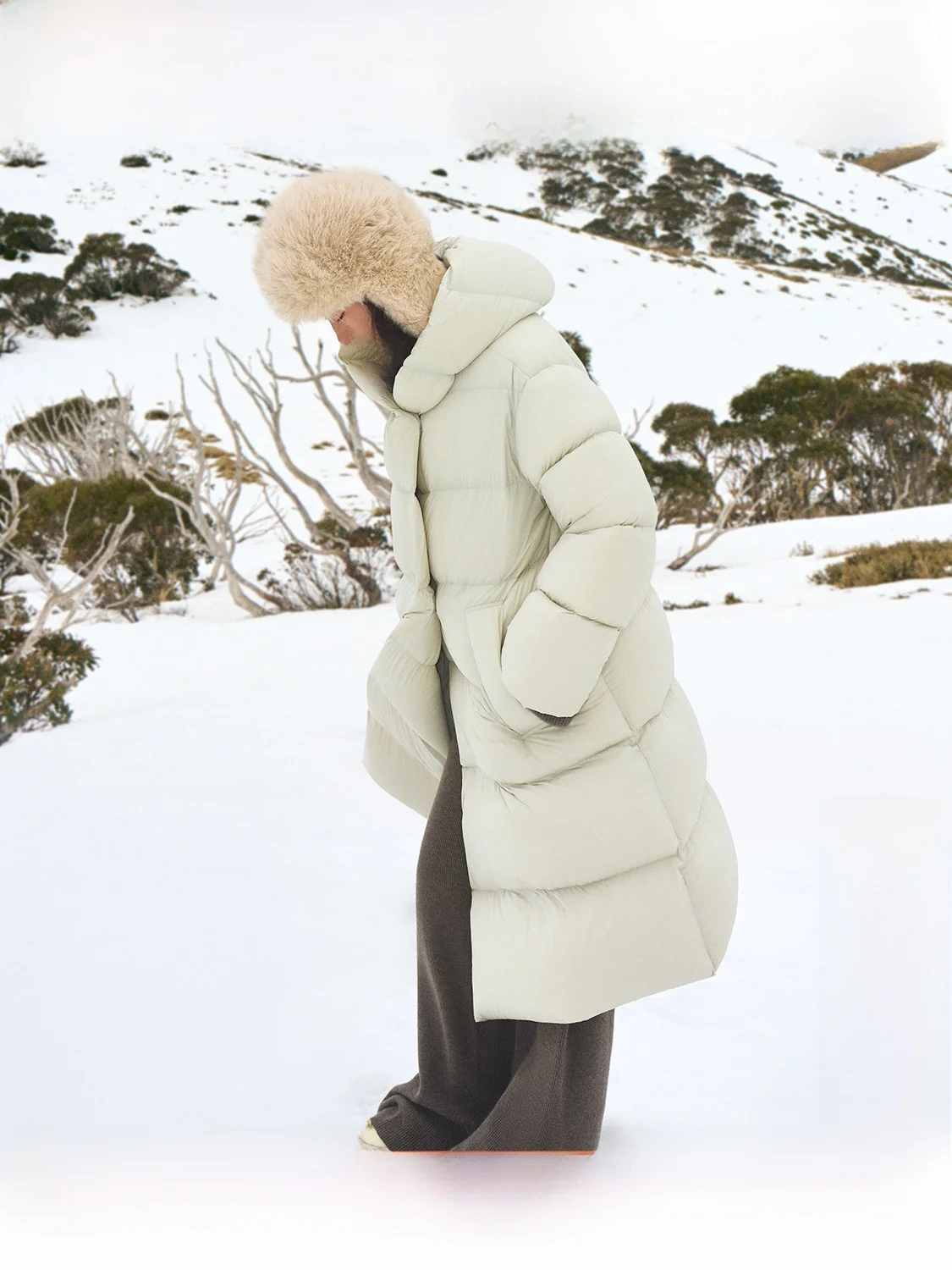 

Длинная белая куртка из гусиного пуха ZHIZHI: теплая, повседневная, с капюшоном, из нейлоновой ткани, 95% пуха, для города