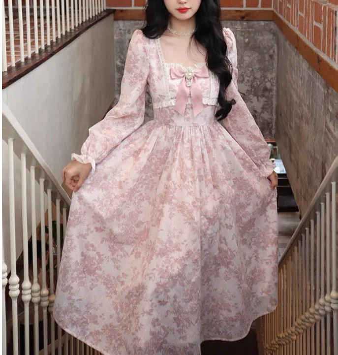 ربيع أنيق أنثى الفرنسية رائعة بأكمام طويلة الوردي الأزهار المحكمة فستان الأميرة ساحة الرقبة الحلو القوس الجنية فساتين طويلة #3