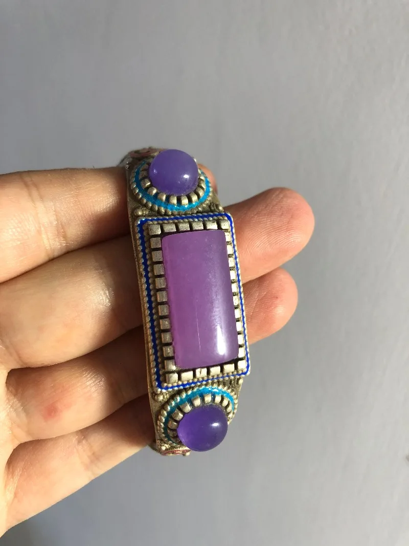 brazalete-antiguo-de-estilo-imperial-chino-con-motivos-de-filigrana-y-incrustaciones-de-gemas-purpuras-un-adorno-coleccionable
