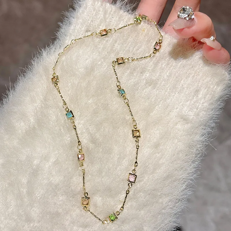 Fashion Colourful Crystal Choker Necklace for Women Girls Gold Color Zircon Emerald Clavicle Chain Necklace Jewelry Gift