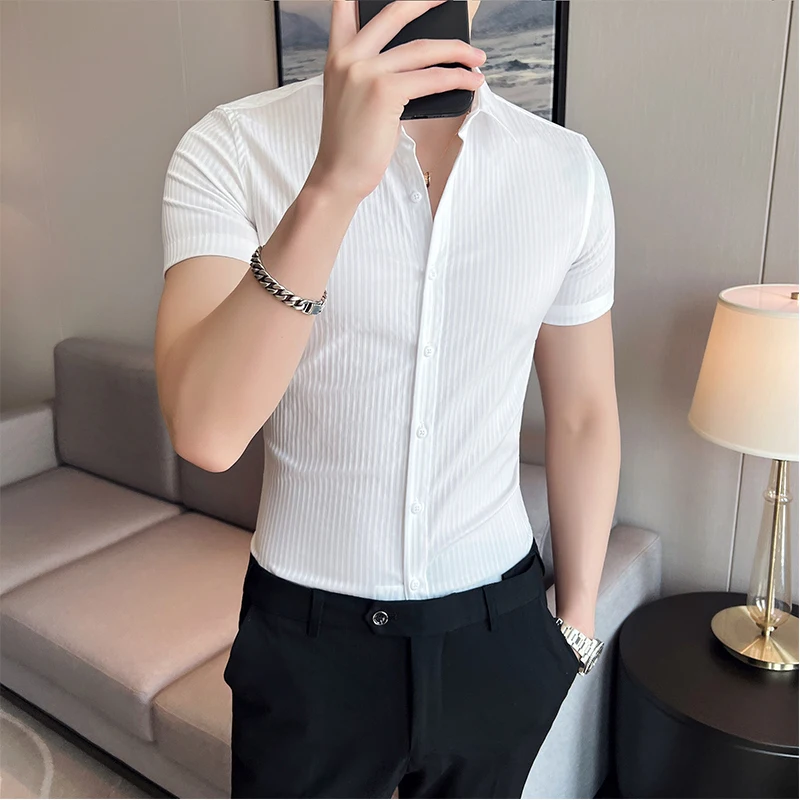 New Men\'s Fashion Gentleman Korean Version Business Stripes Slim-fit Wedding Casual Work Trend British Style Short-sleeved Shirt