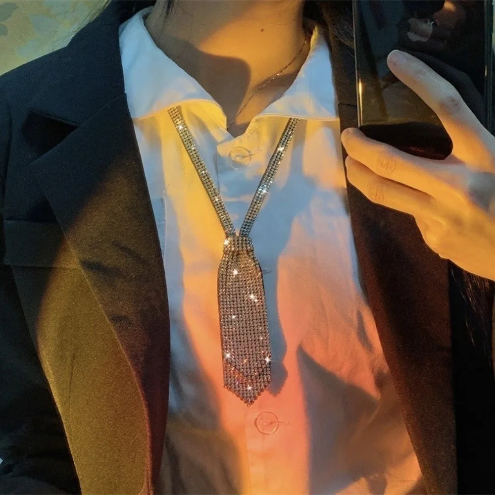 

Двухслойный галстук с блестящими стразами, предварительно завязанный роскошный галстук с черной лентой, ювелирные аксессуары, галстук-бабочка с кристаллами и бриллиантами, галстук на шею, Новый год