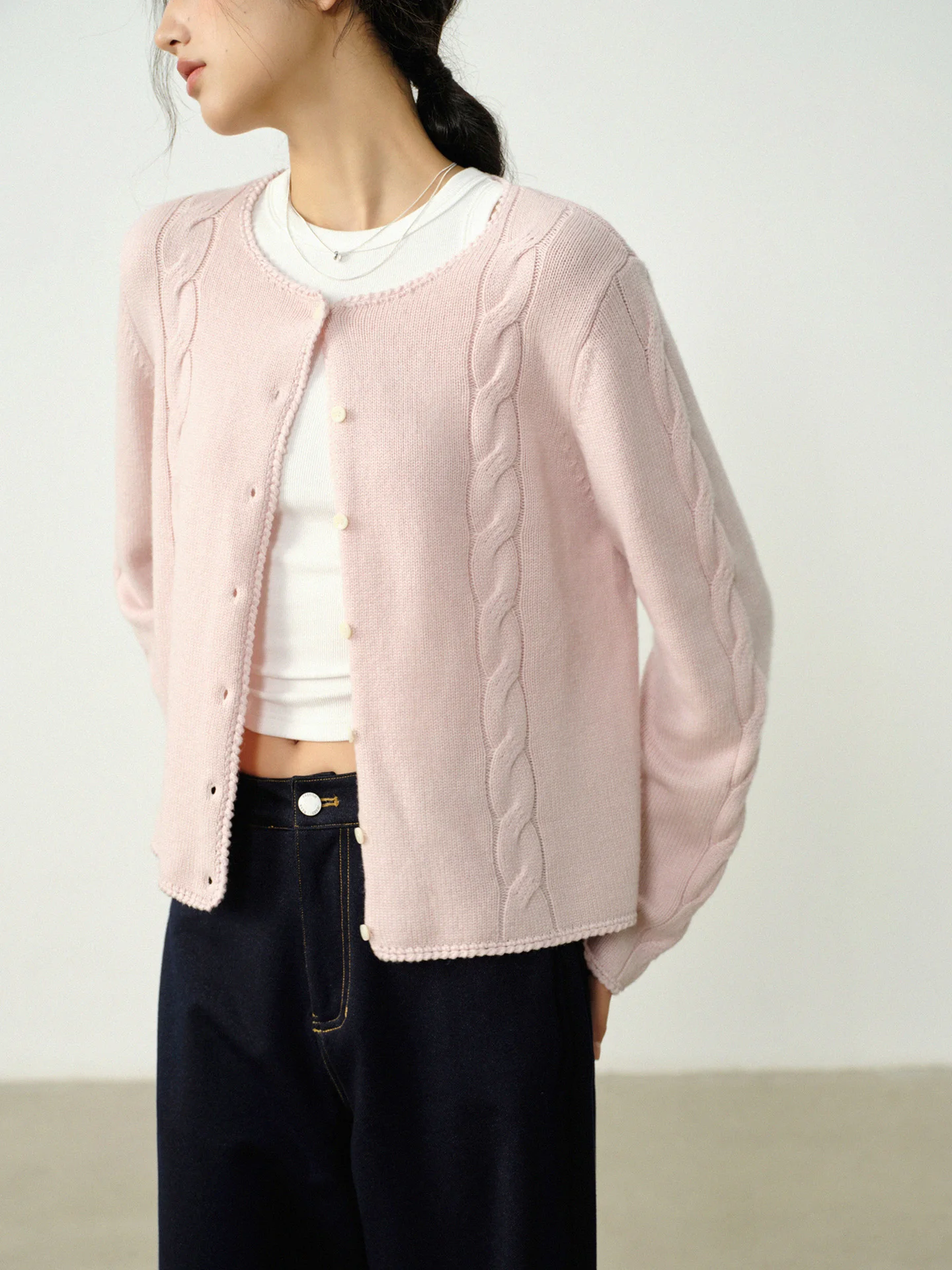 Sweet Knit Soft Round Neck Cable Cardigan Women’s Slim Warm Sweater Coat Autumn Casual Elegant Fashion Outerwear Top Layering