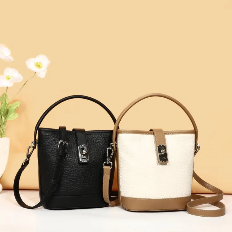 

Spacious Tote Bags Leather Women Handbag Shoulder Crossbody Messenger Bag Luxury Brand Famous Designer Classic Elegant