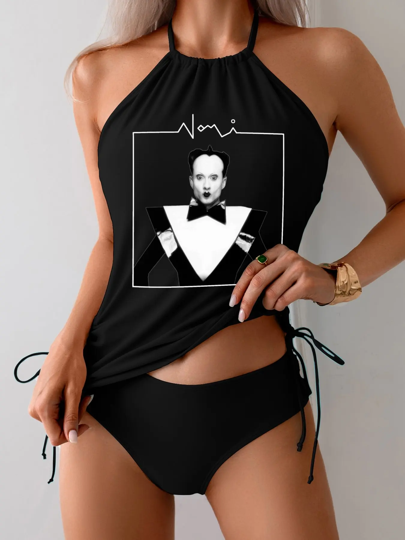 Рисунок 3 - klaus Panger черный разделенный купальник