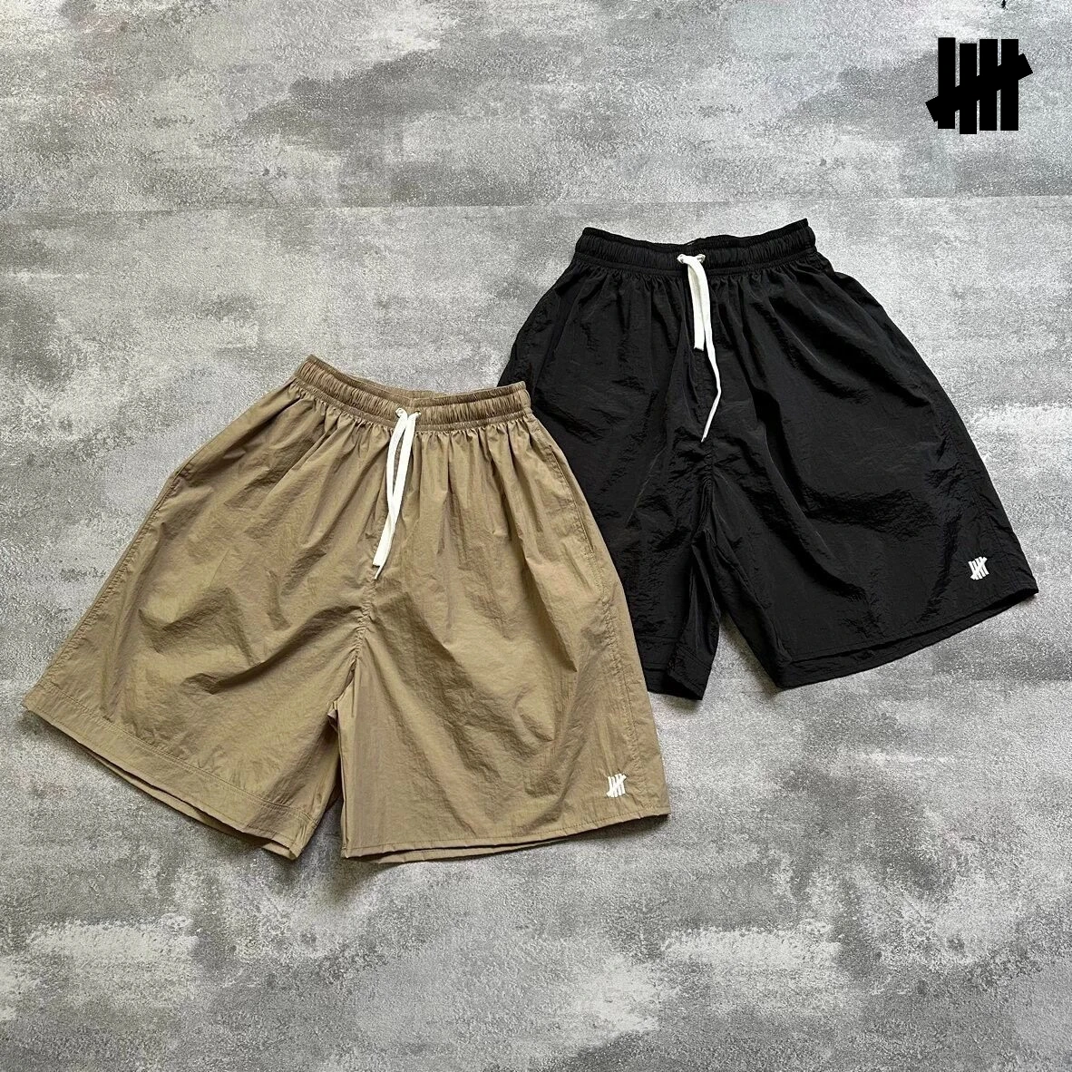 UNDEFEATED Men's Embroidered Nylon Beach Shorts, Casual Loose Swim Trunks for Summer Outdoor Street Wear