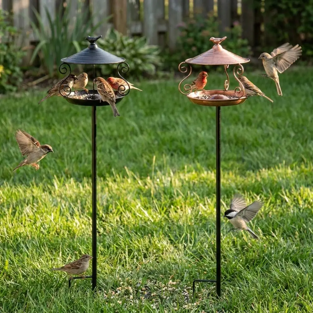 Weatherproof Standing Bird Feeder Iron Art Retro Style Wild Feeding Station Anti-leakage Rust-resistant Bird Water Drinker