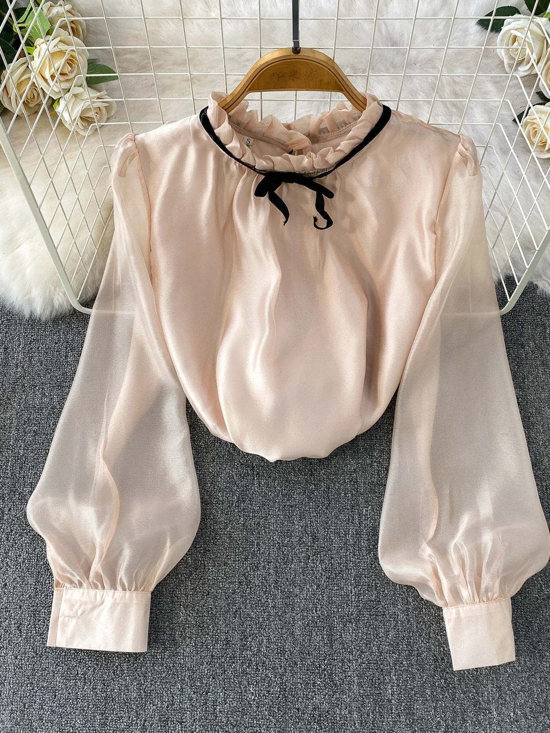 

Женская нежная футболка Pink Series с поясом, длинными рукавами, круглым вырезом, тонкой сетчатой подкладкой, дышащая, приятная для кожи.