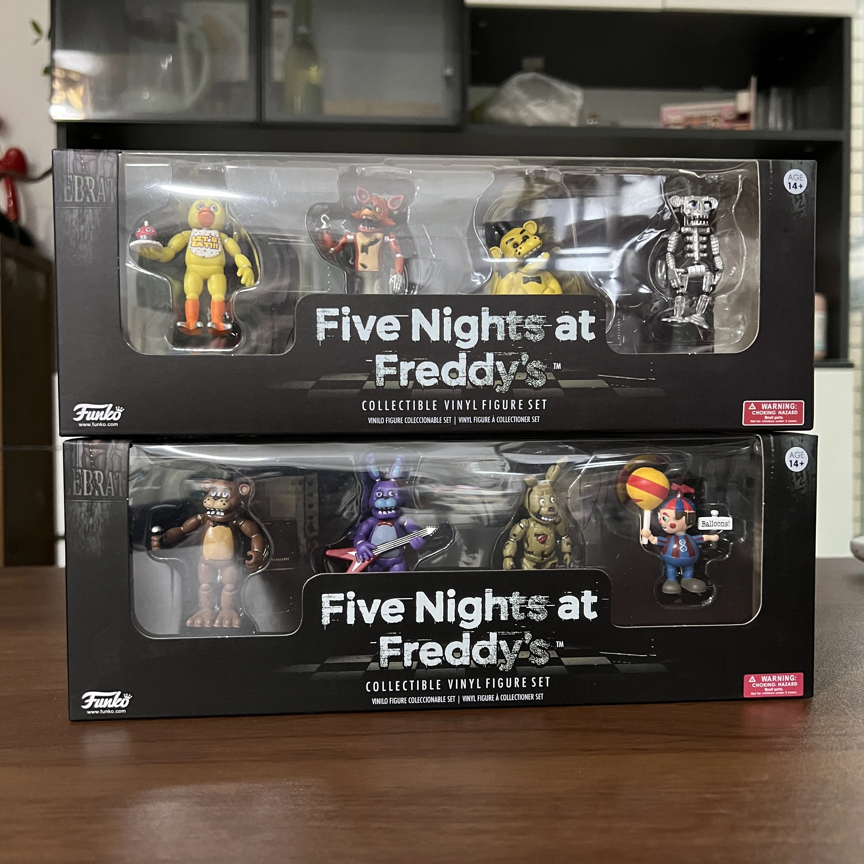 FNAF Set de 4 Figuras de Acción de Freddy, Bonnie, Chica, Foxy, Skeleton, Springtrap, Balloon Boy, Nightmare, Muñecos de Vinilo Coleccionables