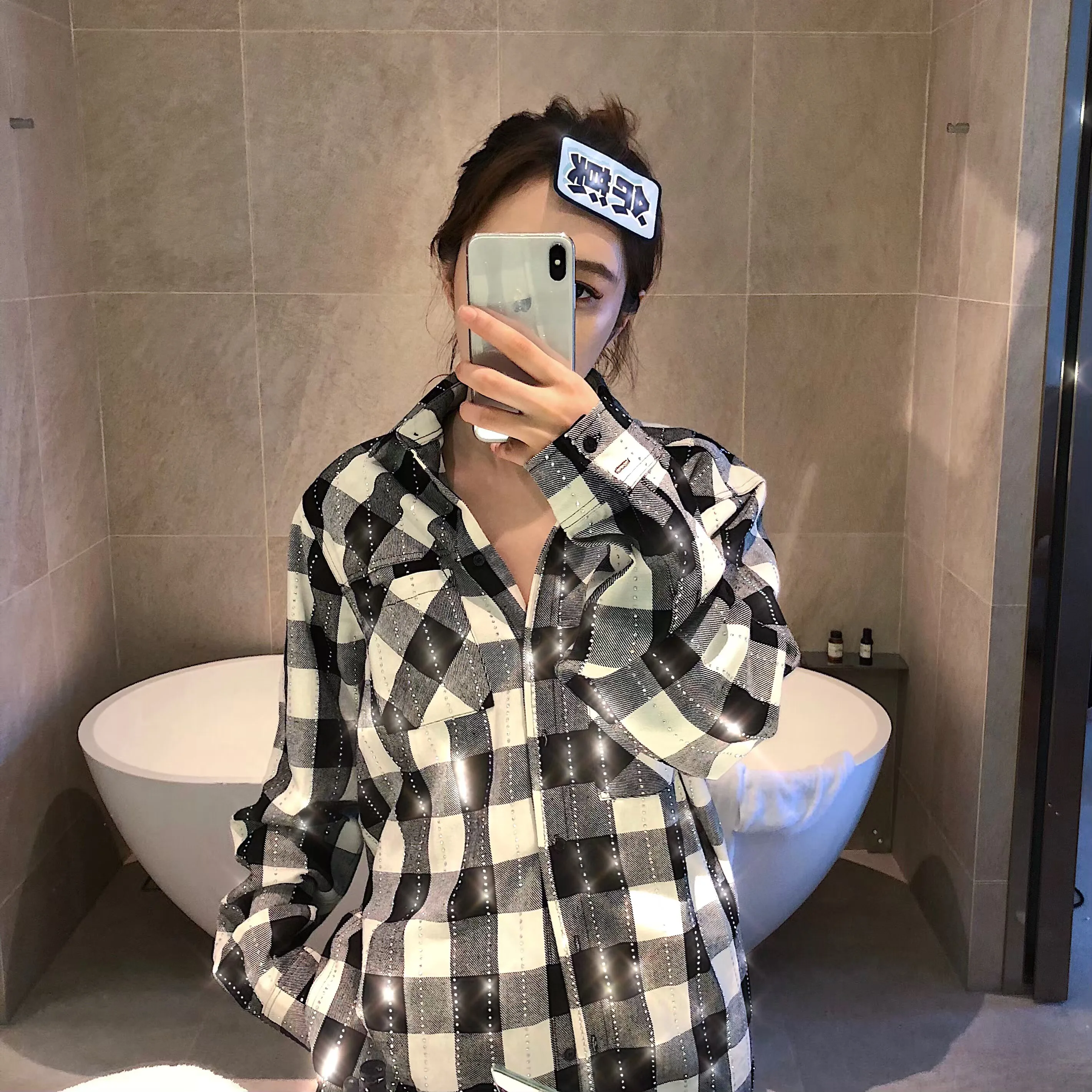 

Женская утепленная блестящая рубашка в стиле ретро с воротником в гонконгском стиле, с длинными рукавами, стандартного кроя, зимняя коллекция