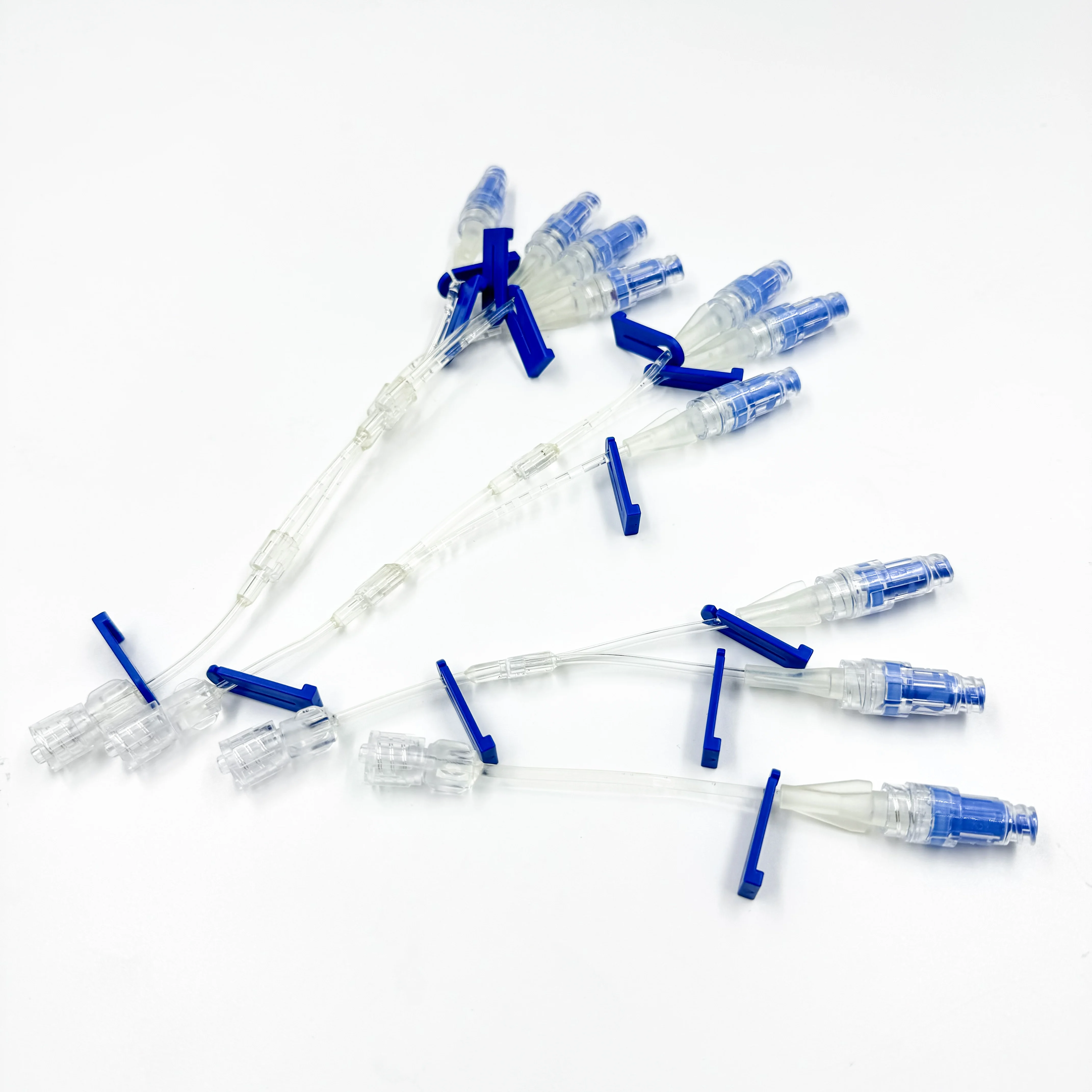 High Flow Kink Resistant Positive Pressure Connector for Oncology Ward Emergency Resuscitation