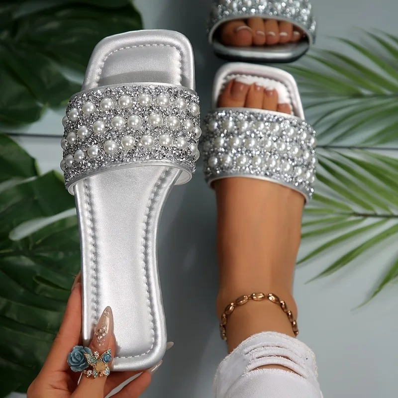 

Summer Women Slippers Rhinestone Flat Sandals Fashion Crystal Slippers Comfort Non Slip Beach Shoes Women Flats Slides Women